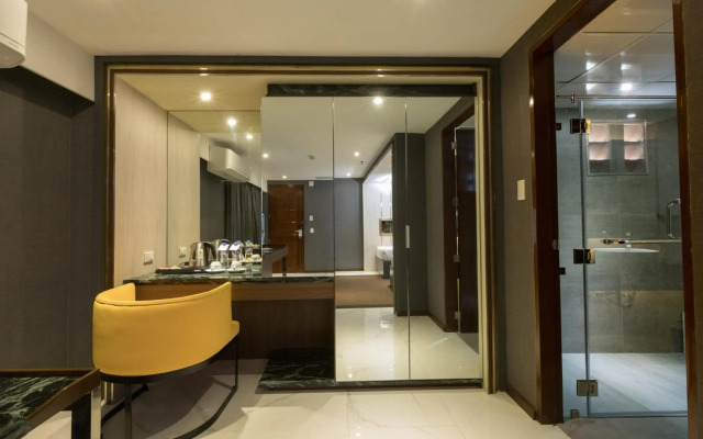 Star Plaza Hotel