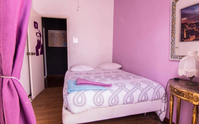 Alfama Patio Hostel