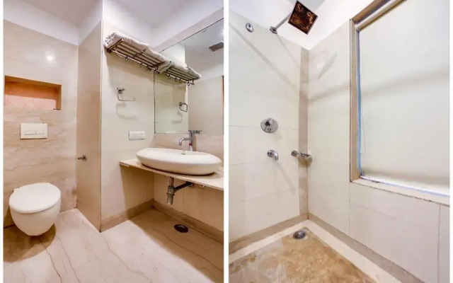 Hotel Golden Way by OYO Rooms