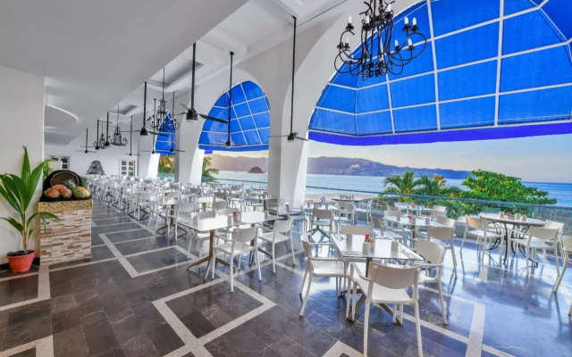 Krystal Beach Acapulco