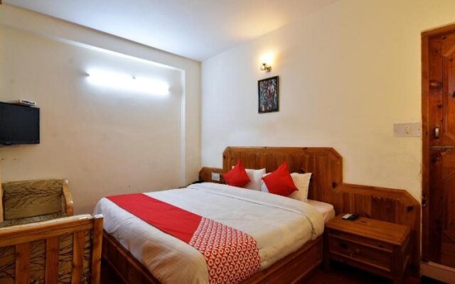 Hotel Akash Hills