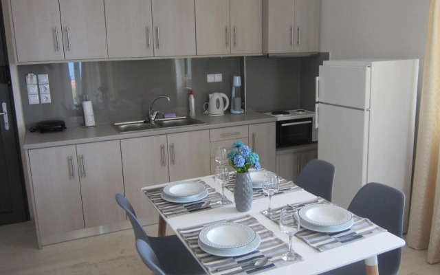 Blue Yard Apartments