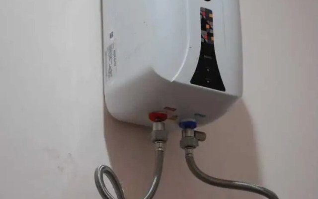 Moonvilla Banquet And Hotels