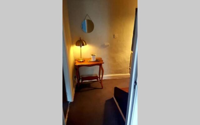 Log Burner 3 double bedroom very cosy