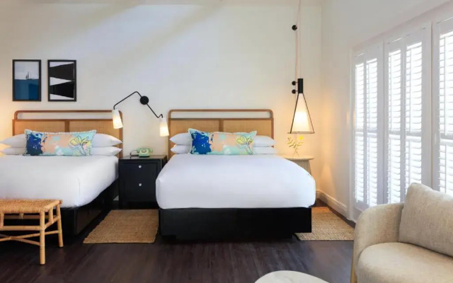 Lighthouse Hotel - Key West Historic Inns