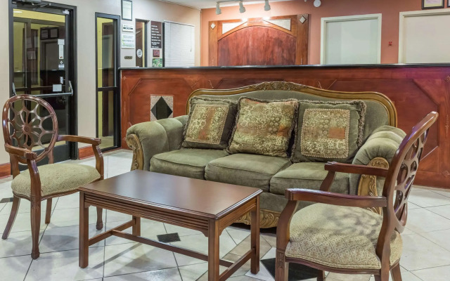 Super 8 by Wyndham Norcross/I-85 Atlanta