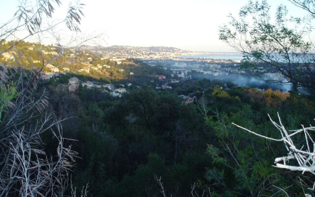 Camping Plateau Des Chasses