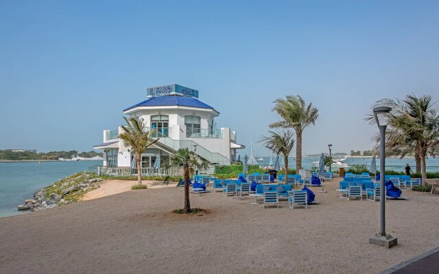 Stunning 1 Bedroom Sea View on the Palm