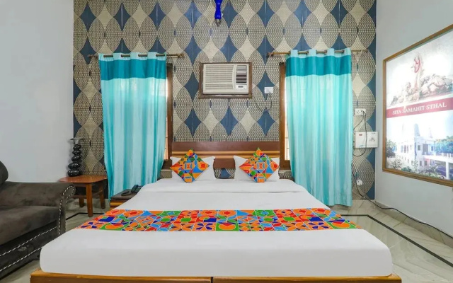 Fabhotel Raka Inn