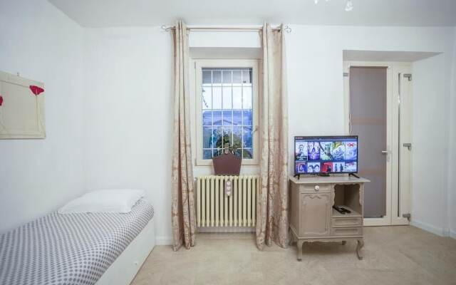 Garda Relais Antica Romelia