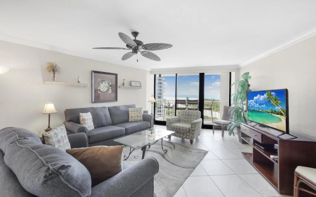 South Seas Tower 4-704