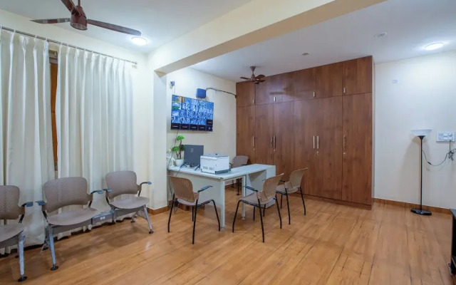 Mugundan 'S  Smart Stay