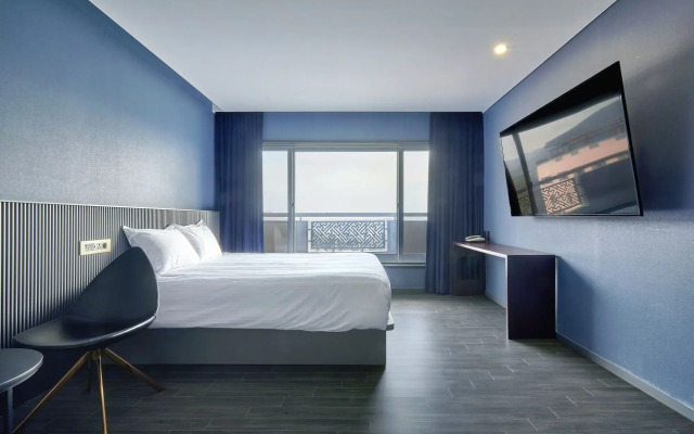 Kolon Hotel