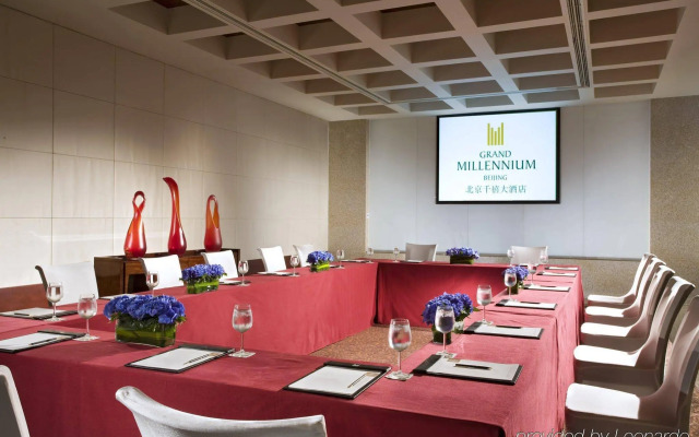 Отель Grand Millennium Beijing