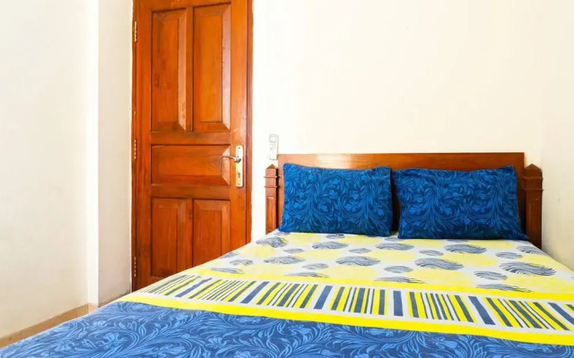 OYO 91327 Residence 38