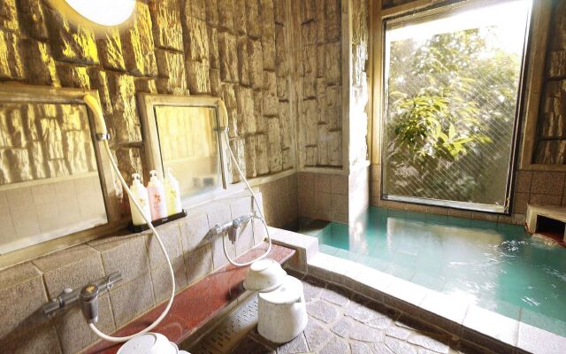 Hotel Route-Inn Nagaizumi Numazu Inter 2