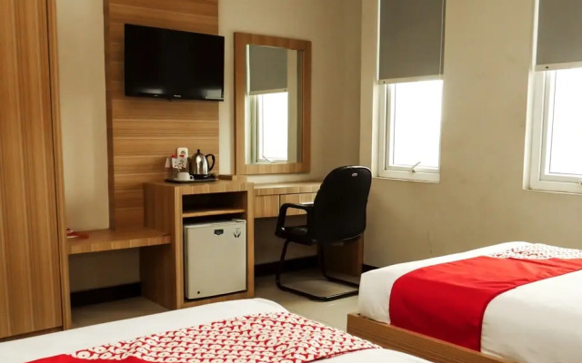Grand Darussalam Hotel by OYO Rooms
