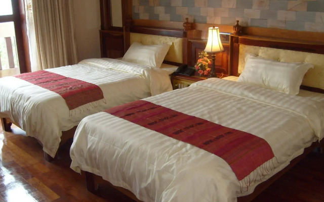 Blue River Hotel