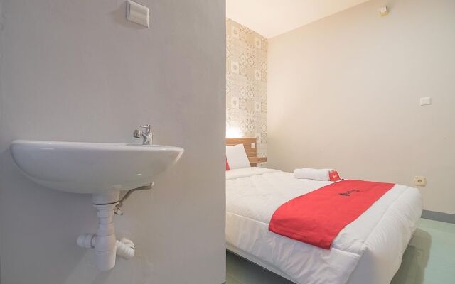 RedDoorz @ Kiaracondong