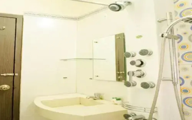 Seacom Inn Panditya By OYO Rooms