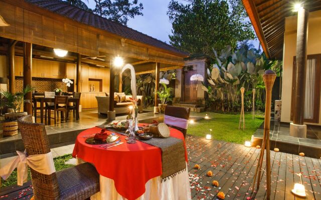 Ubud Raya Villa