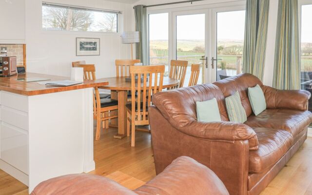 15 Faraway Fields, Liskeard