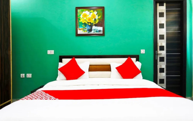 OYO 9382 Hotel Homestay