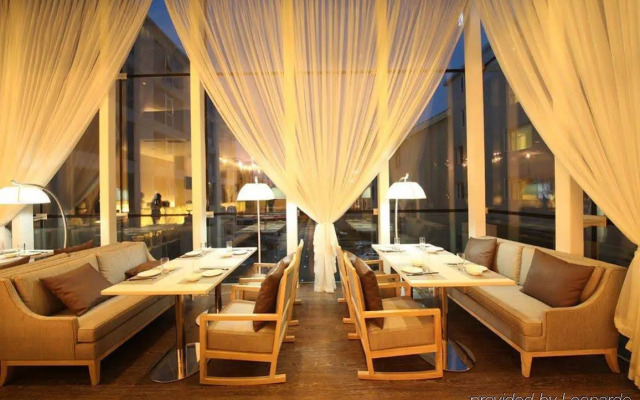 Beijing Springs Valley Hotel