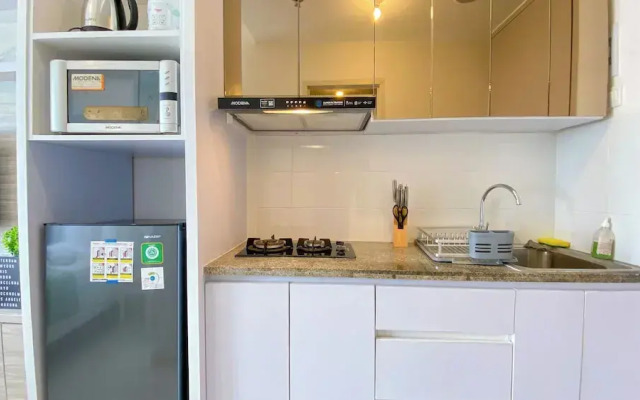 Restful Studio Apartment At Tokyo Riverside Pik 2