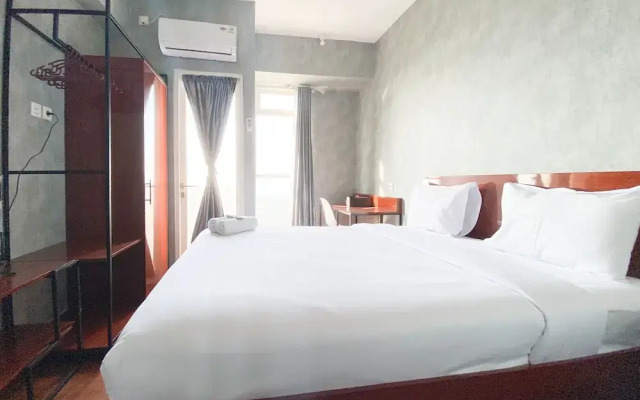 Homey And Good Choice Studio At Amartha View Apartment
