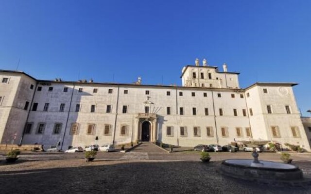 Casa Con Soppalco ad Ariccia