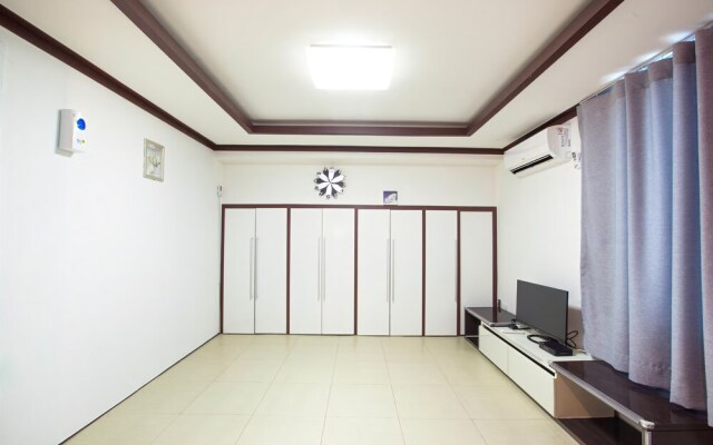 Gapyeong Baobao Glamping Pension