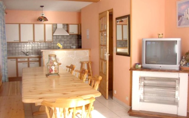 Apartment With 5 Bedrooms in Saint-sorlin-d'arves, With Wonderful Moun
