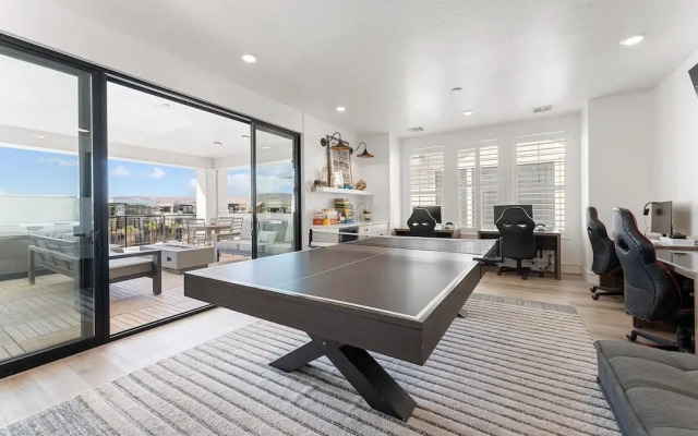 Sandy Beach Estate by RedAwning