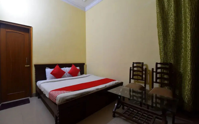 OYO 28146 Hotel Virsa