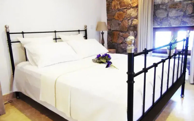 Sonef House Hotel