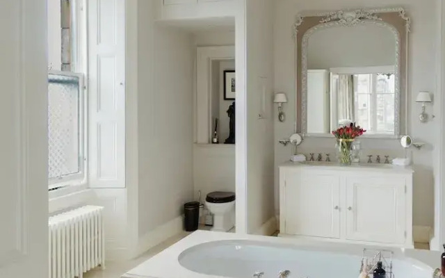 Private and Prestigious Luxury Home