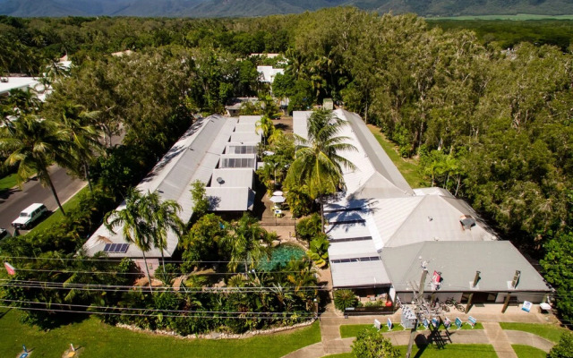 Coral Beach Lodge