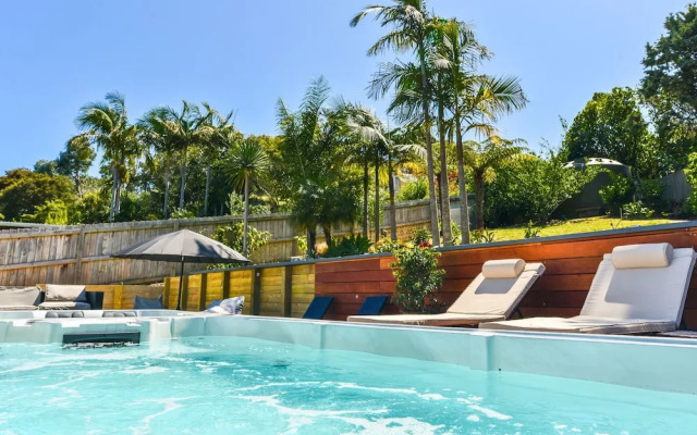 La Maison Soleil with heated Swim Spa