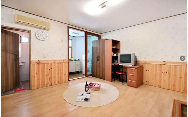 Jeonju Hanokmaeul Seongsim Haeoreum