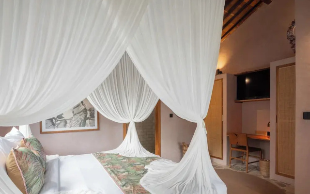 Tebola Joglo Villas