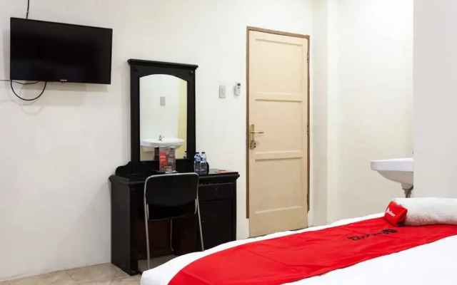 RedDoorz near Yuki Simpang Raya Mall Medan 2