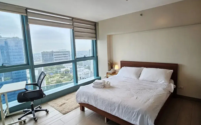 One Uptown Residence