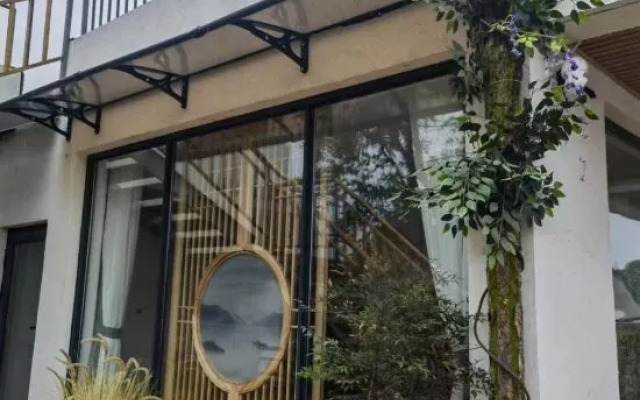 Jinyun Mountain Residence (Qinling Wildlife Park Branch)