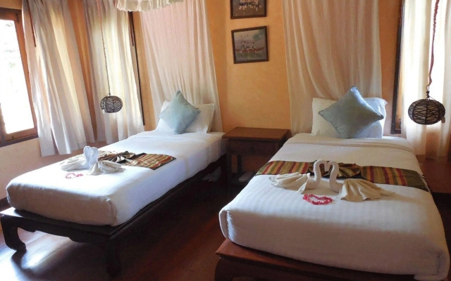 Palm Spa Village