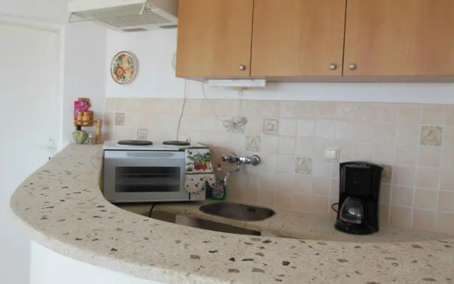 St.Nikola Holiday Home