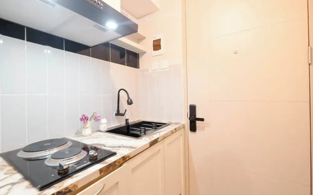 Wooden Accent Studio At Tokyo Riverside Pik 2 Apartment