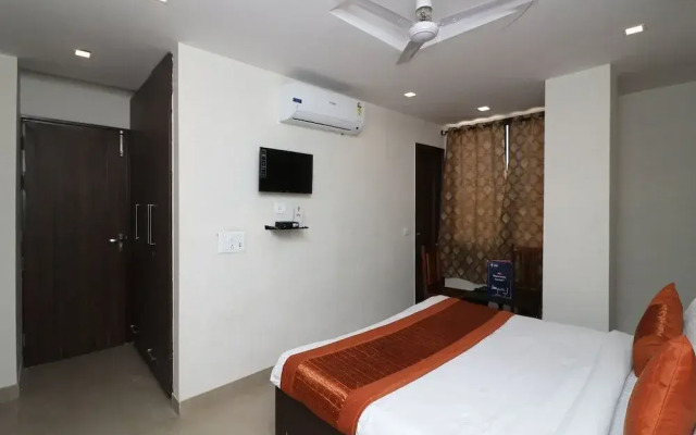 Mayesha Residency by OYO Rooms