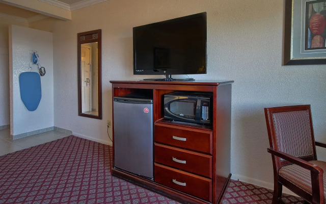 Sea Breeze Inn