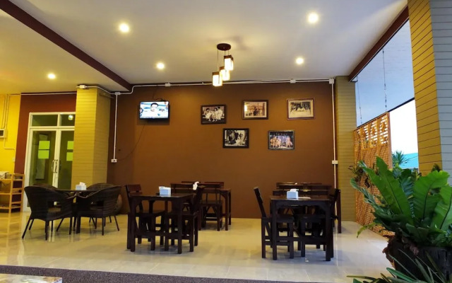 Karnmanee Place Hotel